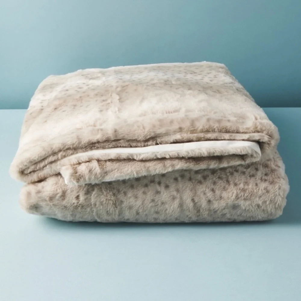 🎉LAST PIECE🎉RACHEL RACHEL‎ ROY Spotted Faux Fur throw